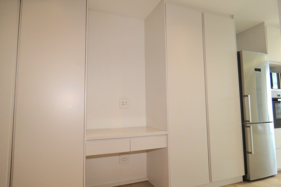 To Let 1 Bedroom Property for Rent in Woodstock Western Cape